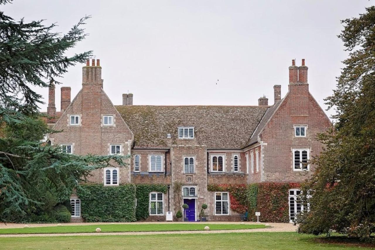 Hockwold Hall - Former Royal Residence Hockwold cum Wilton Екстериор снимка