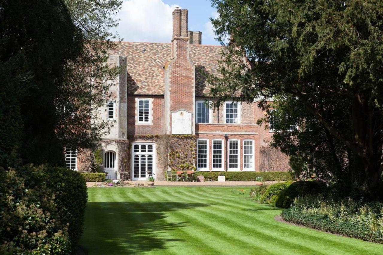 Hockwold Hall - Former Royal Residence Hockwold cum Wilton Екстериор снимка